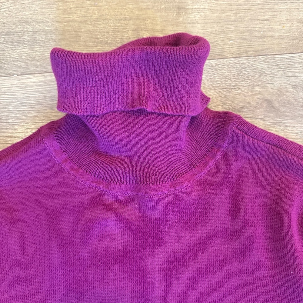 Chicos Turtleneck Top Size 0 Small Fuchsia Ribbed Classic Soft Knit Stretchy - Picture 3 of 6